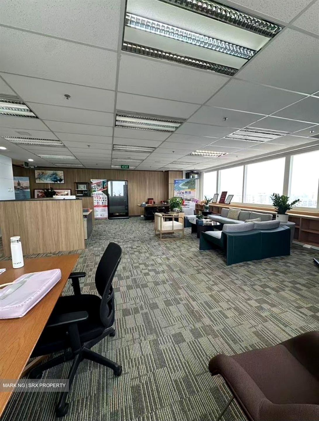 Parkway Parade (D15), Office #618250511